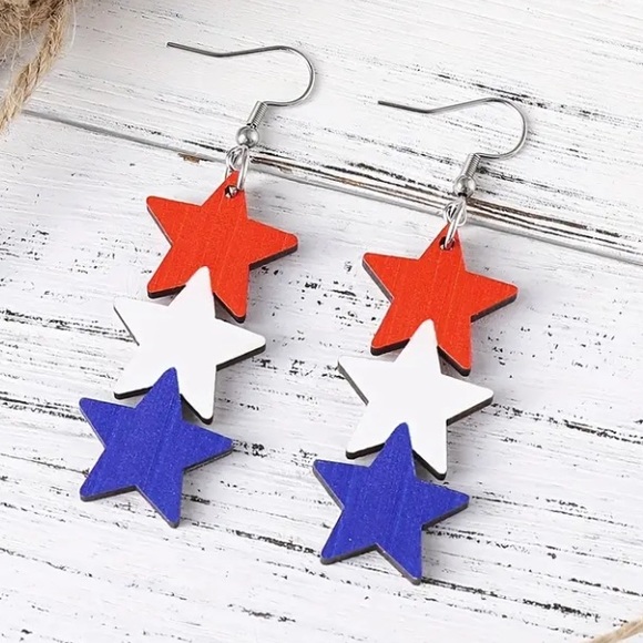 Red White & Blue Star Dangle Earrings - Picture 3 of 4